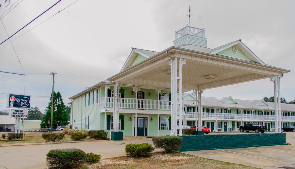 Key West Inn - チルダーズバーグ  エクステリア 写真